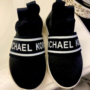 COPY - Michael Kors toddler size 6